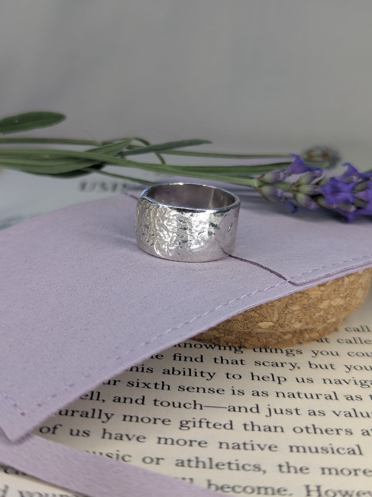 Chunky 10mm Heat Textured two Adjustable Sizes L to N and O to R