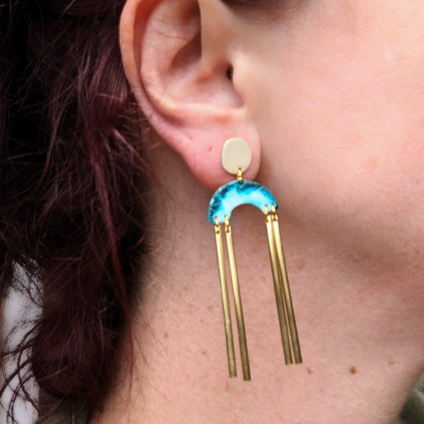 Model wearing Ocean Blue Dangle Earrings.