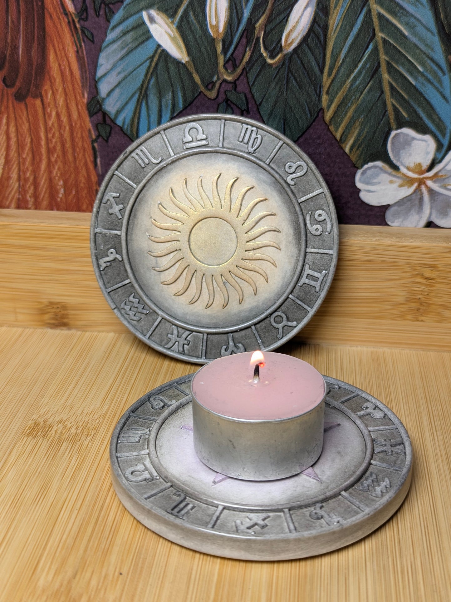 Sun & Pentagram Zodiac Coaster Set - Celestial Pair with 12 Zodiac Symbols Heat Resistant Finish 8.5cm Diameter Ideal for Altar Displays