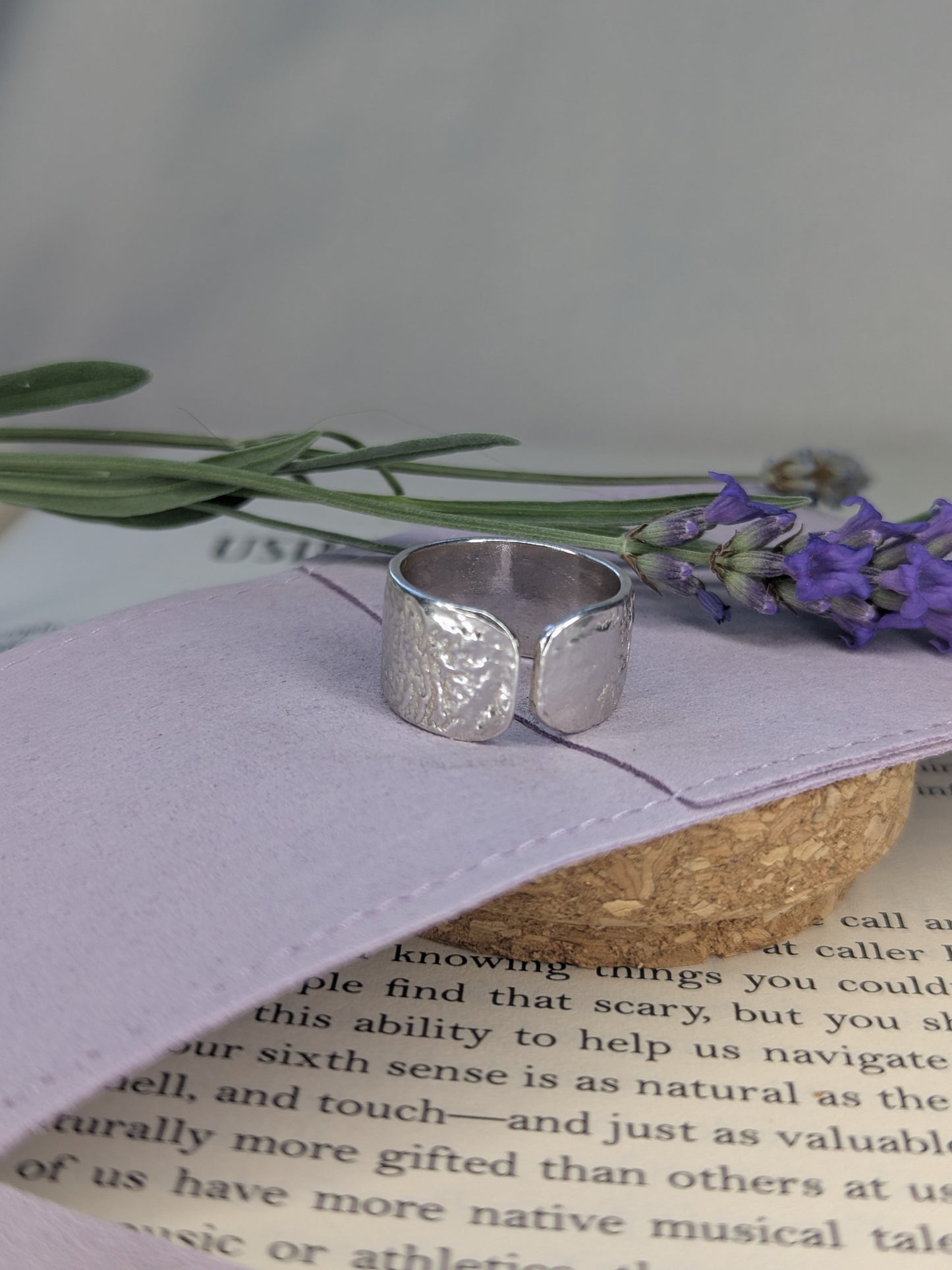 Chunky 10mm Heat Textured two Adjustable Sizes L to N and O to R