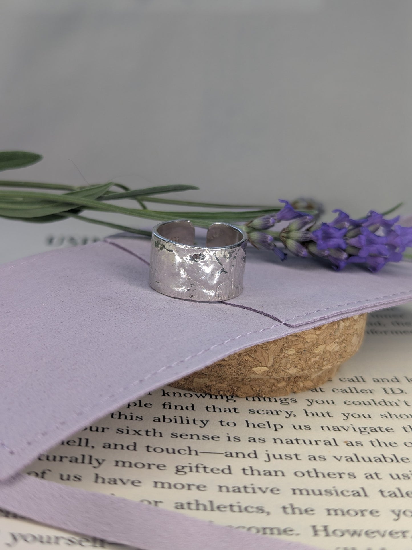 Chunky 10mm Heat Textured two Adjustable Sizes L to N and O to R