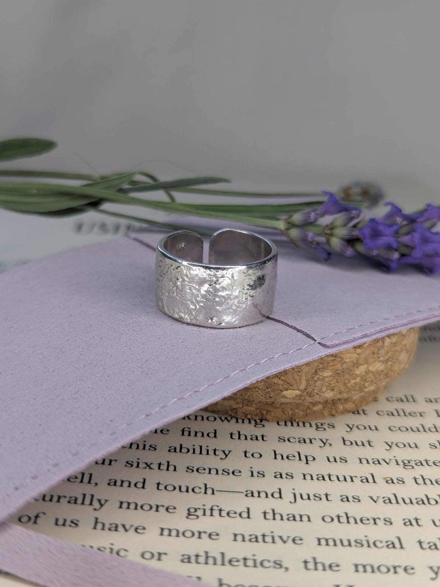 Chunky 10mm Heat Textured two Adjustable Sizes L to N and O to R