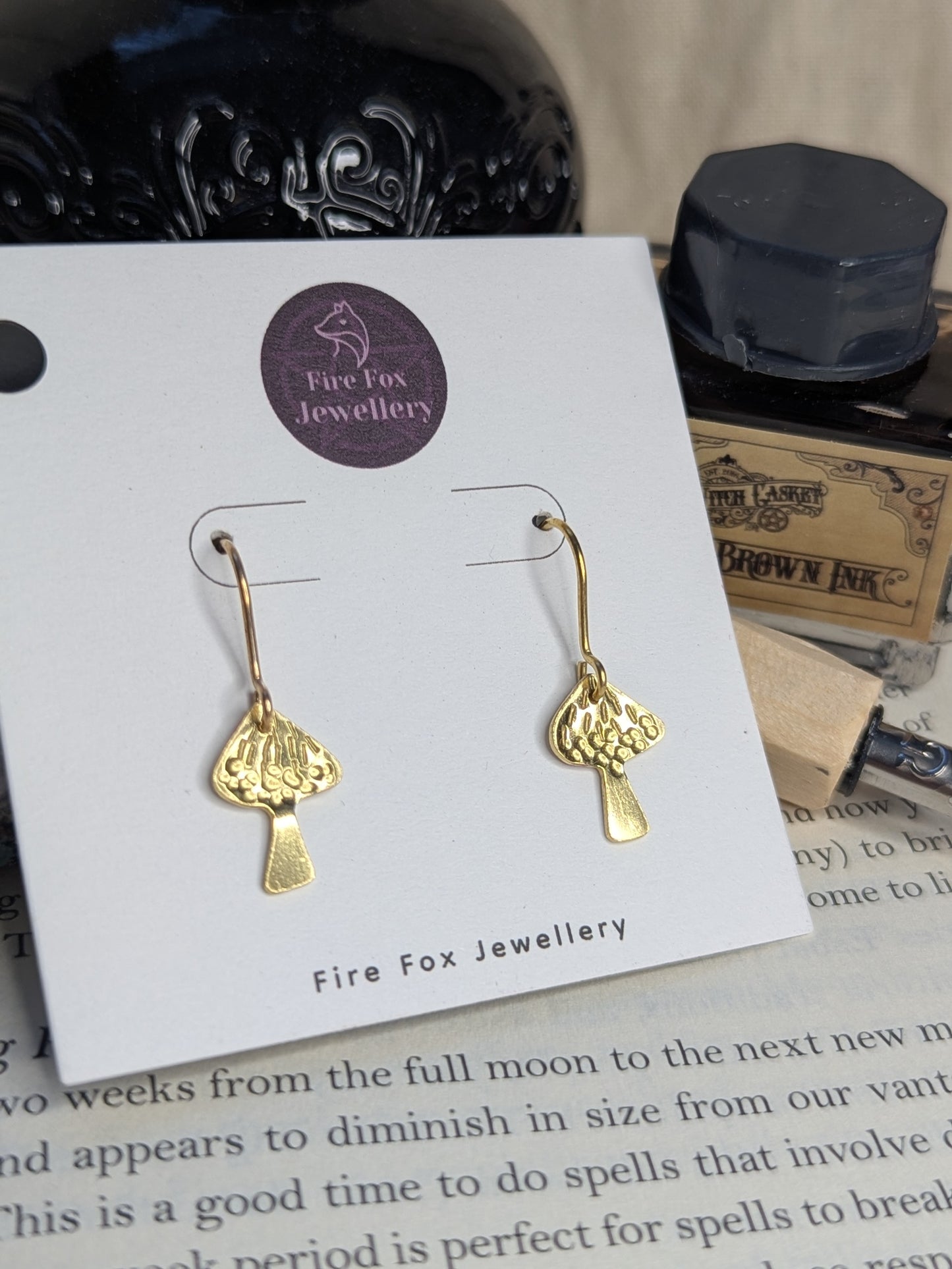 Gold Brass Mushroom Earrings: Hammered Parasol & Toadstool Design