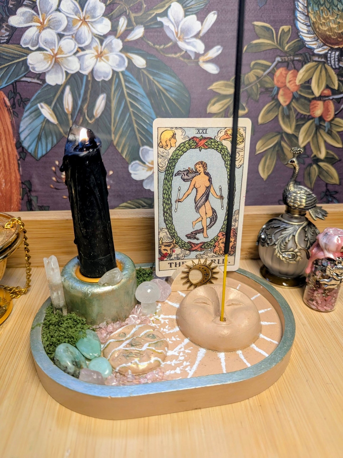 Mini Crystal Altar Tray Set – Incense Holder, Candle Holder, Tarot Stand & Crystals
