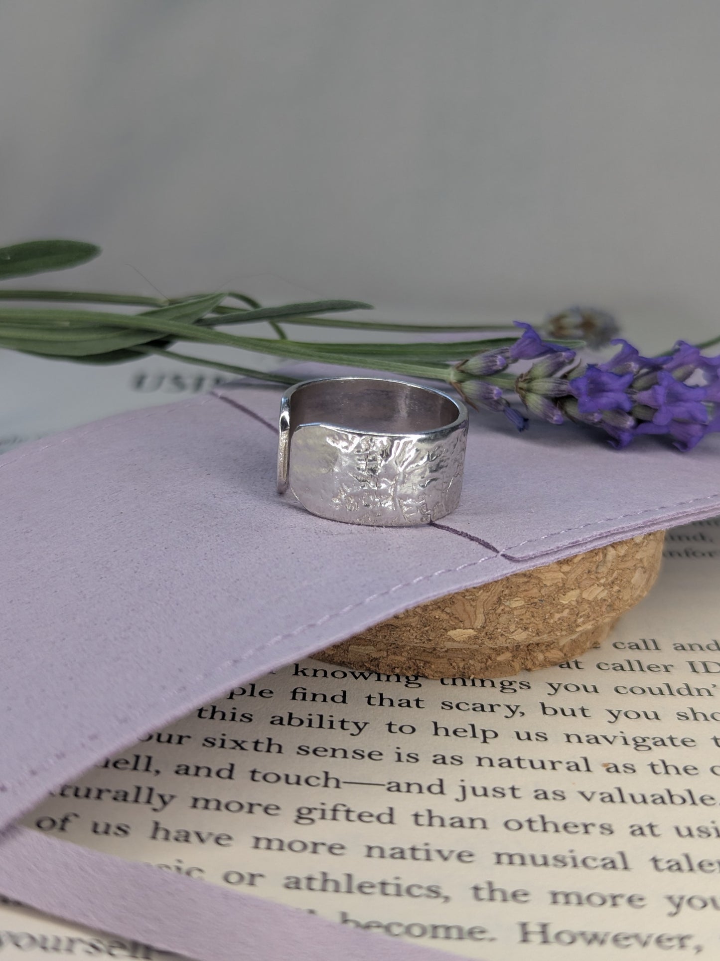 Chunky 10mm Heat Textured two Adjustable Sizes L to N and O to R