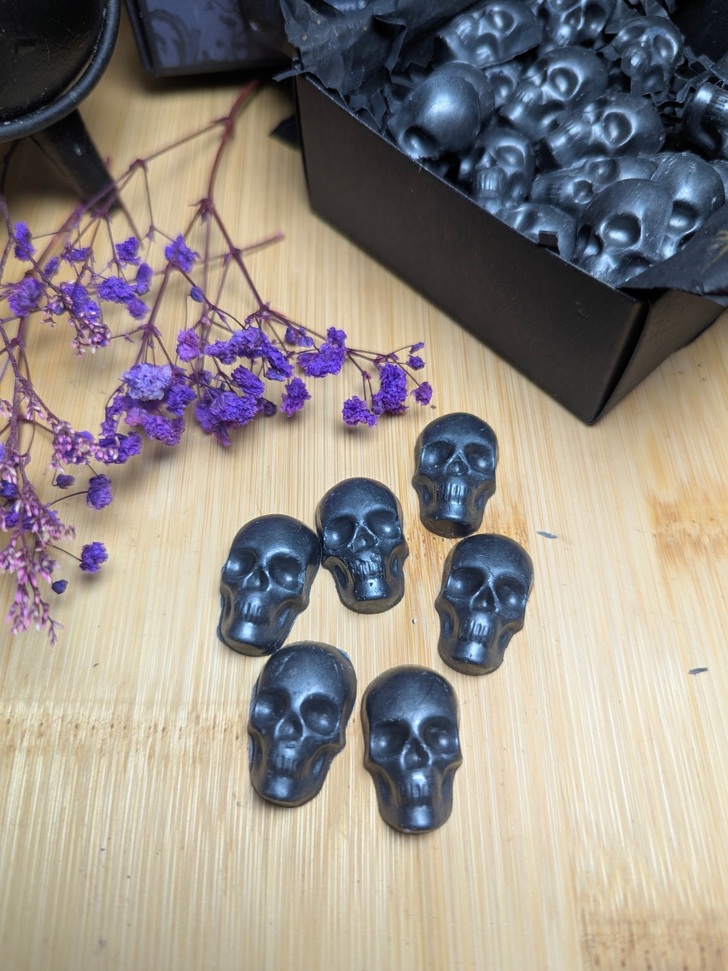 Graveyard Rain Skull Wax Melts – Fresh Eucalyptus, Mint & Geranium – 25 Pack