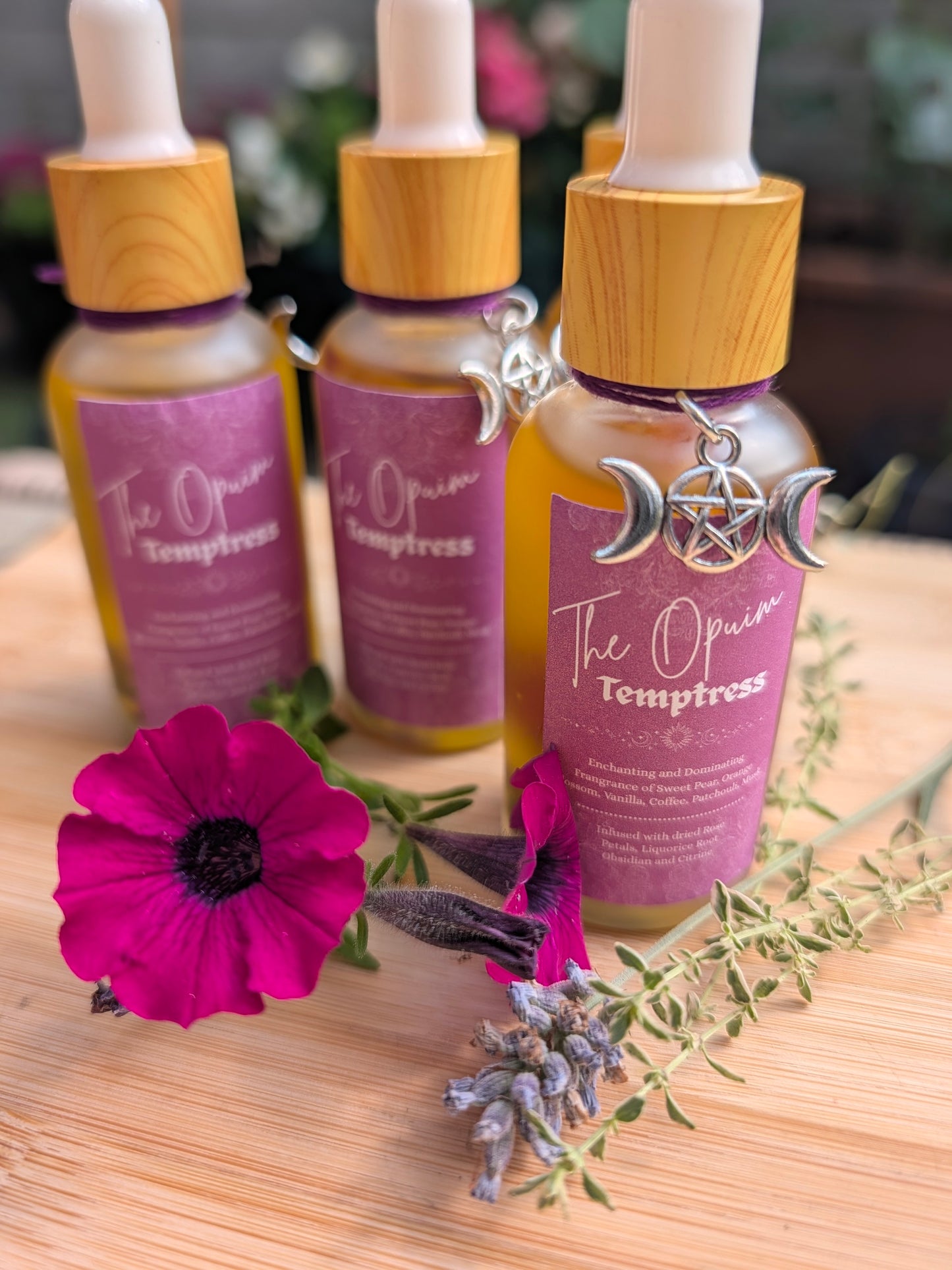 The Opium Temptress Enchanting Ritual Oil
