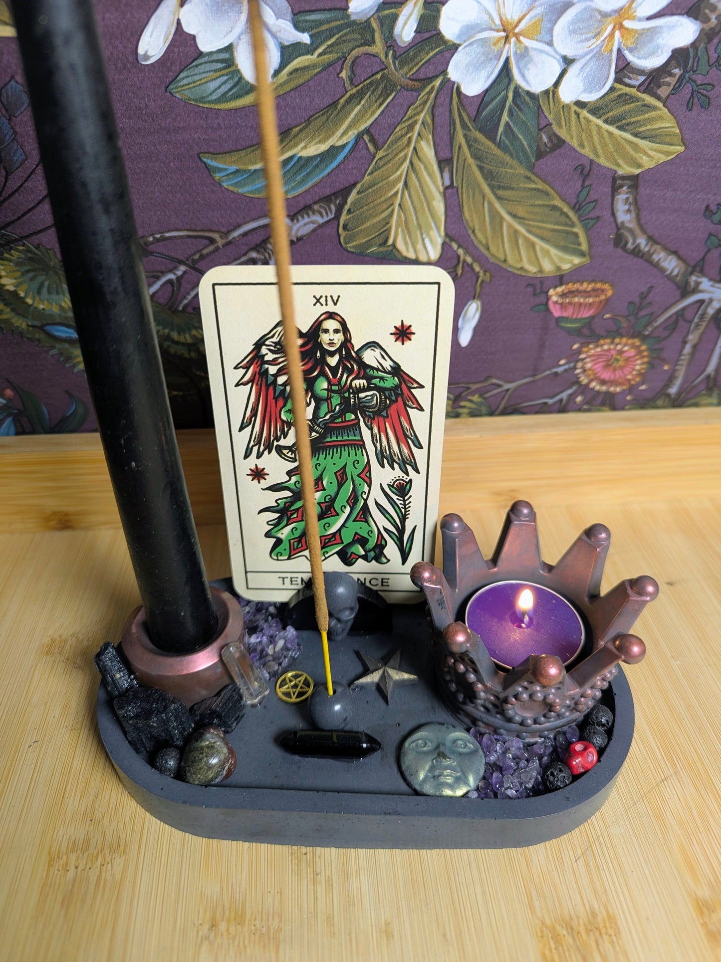 Dark Goddess Gothic Witchcraft Altar Crystal. Handmade Jesmonite Candle, Incense and Tarot Card Display with Vampire Candle, Sweet Dreams Candle & Incense