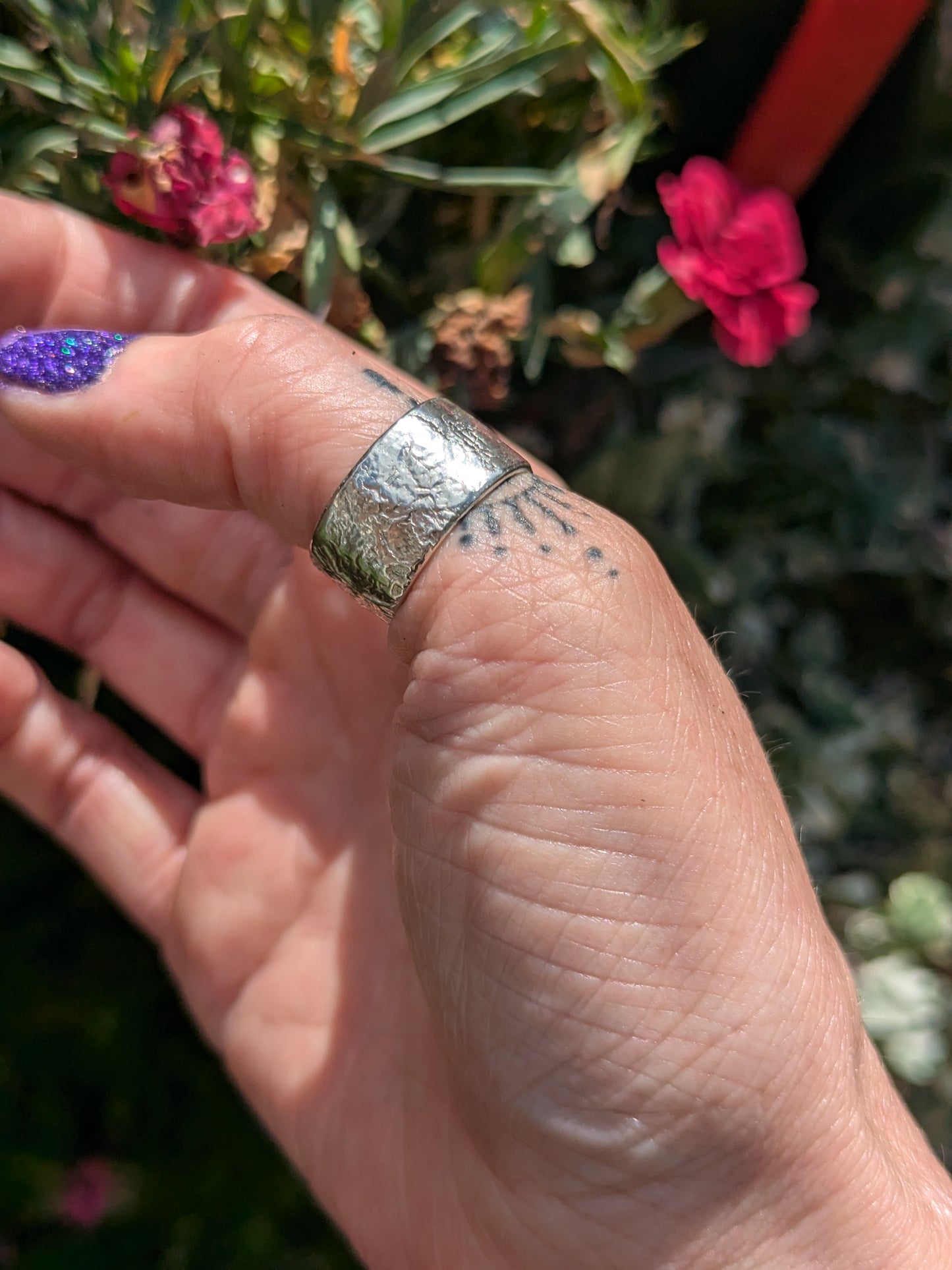 Chunky 10mm Heat Textured two Adjustable Sizes L to N and O to R