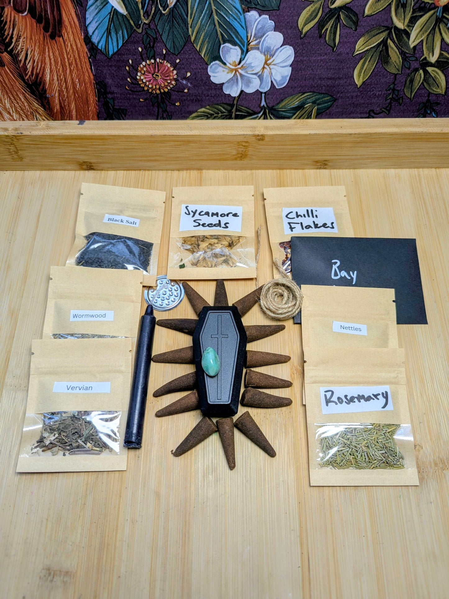 14 Night Habit-Breaking Ritual Kit Banish & Transformation Spell Set, New Moon to Full Moon with Wormwood, Rosemary, Vervain, Nettles, Chilli Flakes, Sycamore Seeds, Black Salt  Bay Leaves Incense & Coffin-Shaped Box for Spiritual Growth,