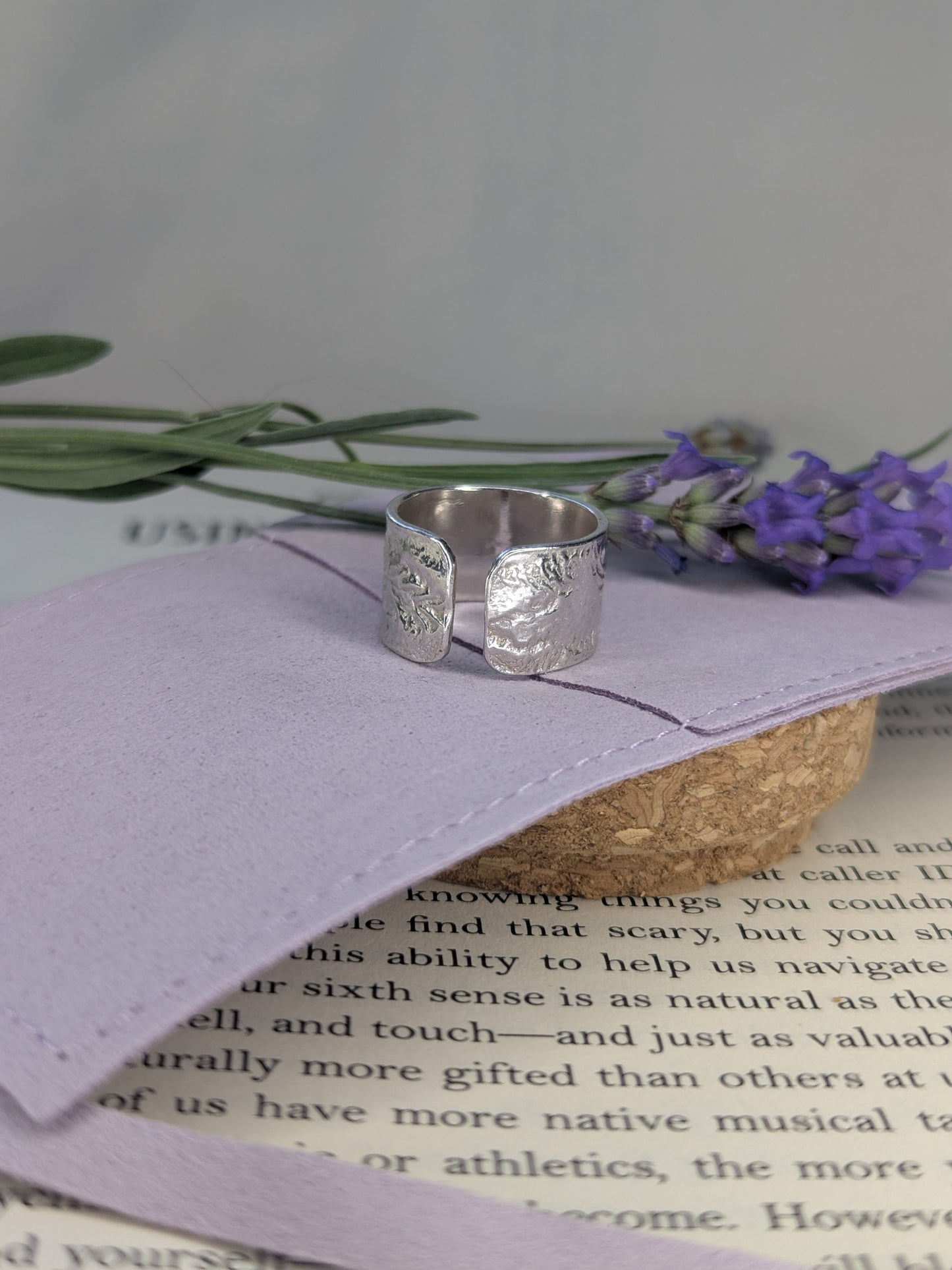 Chunky 10mm Heat Textured two Adjustable Sizes L to N and O to R