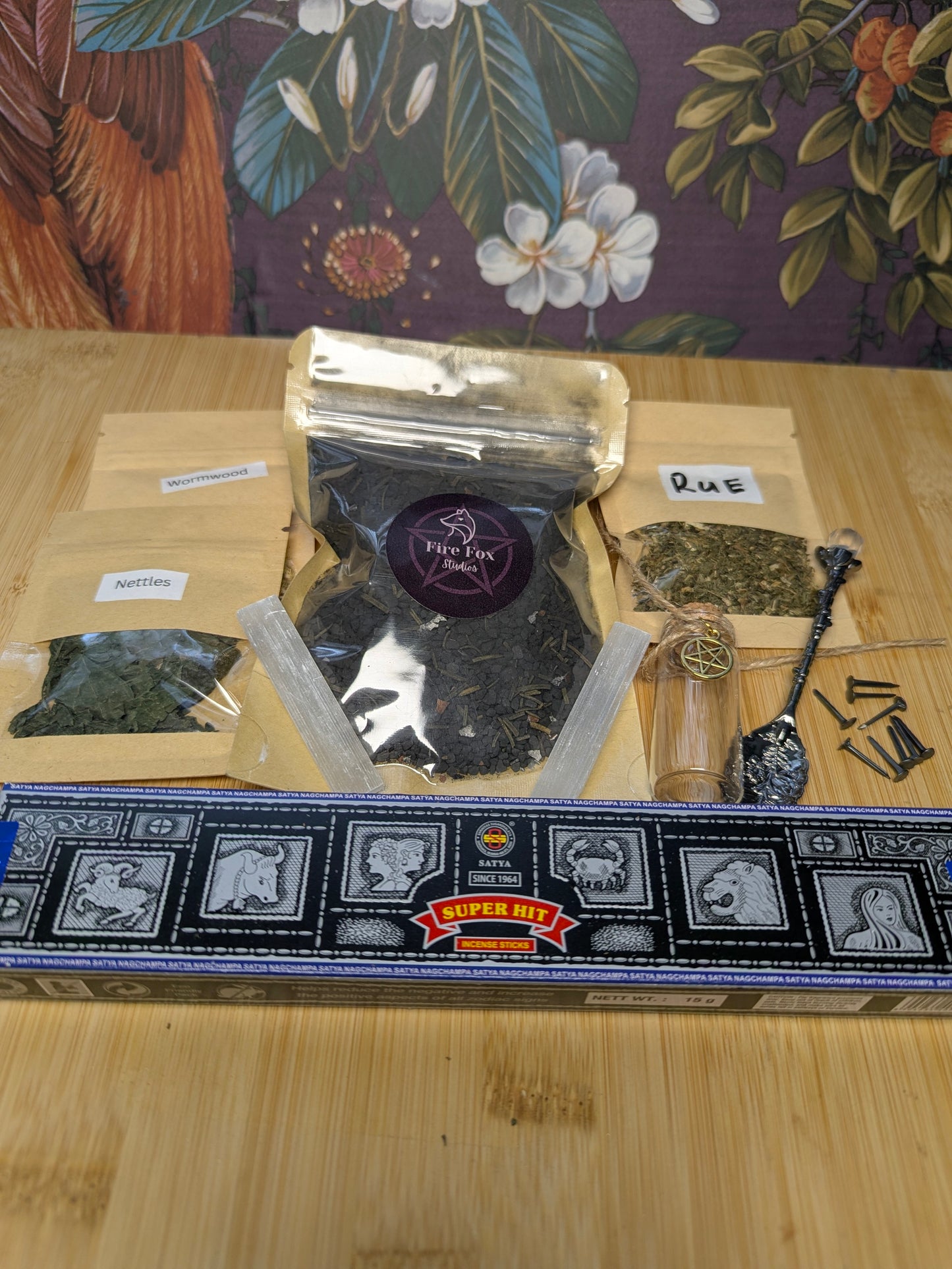 Fire Fox Witch’s Bottle Protection Kit – Black Salt & Iron Ritual Set. Including Incense Herbs Selenite Crystals Iron Nails Spoon and Spell Jar with Pentagram.