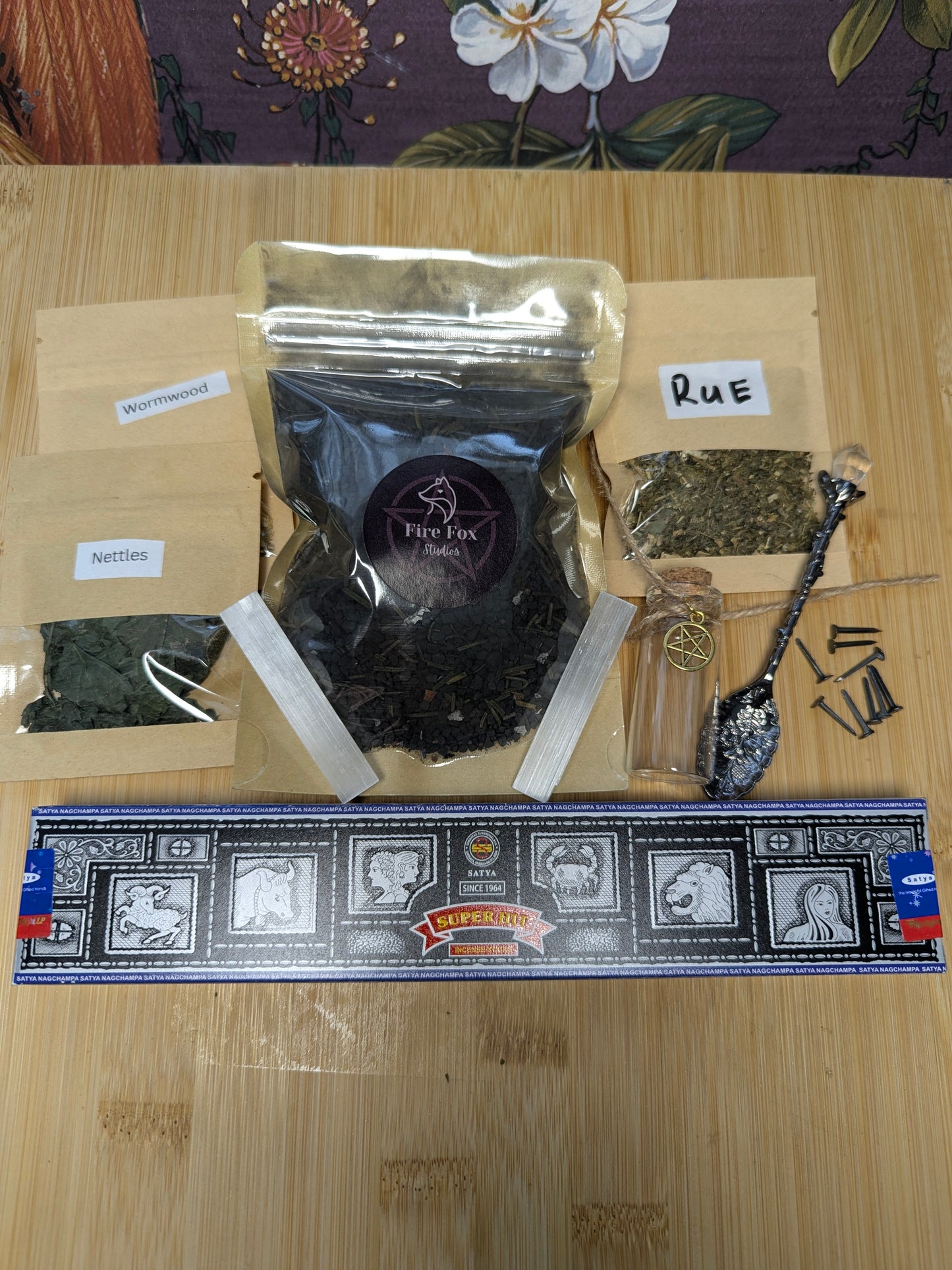 Fire Fox Witch’s Bottle Protection Kit – Black Salt & Iron Ritual Set. Including Incense Herbs Selenite Crystals Iron Nails Spoon and Spell Jar with Pentagram.