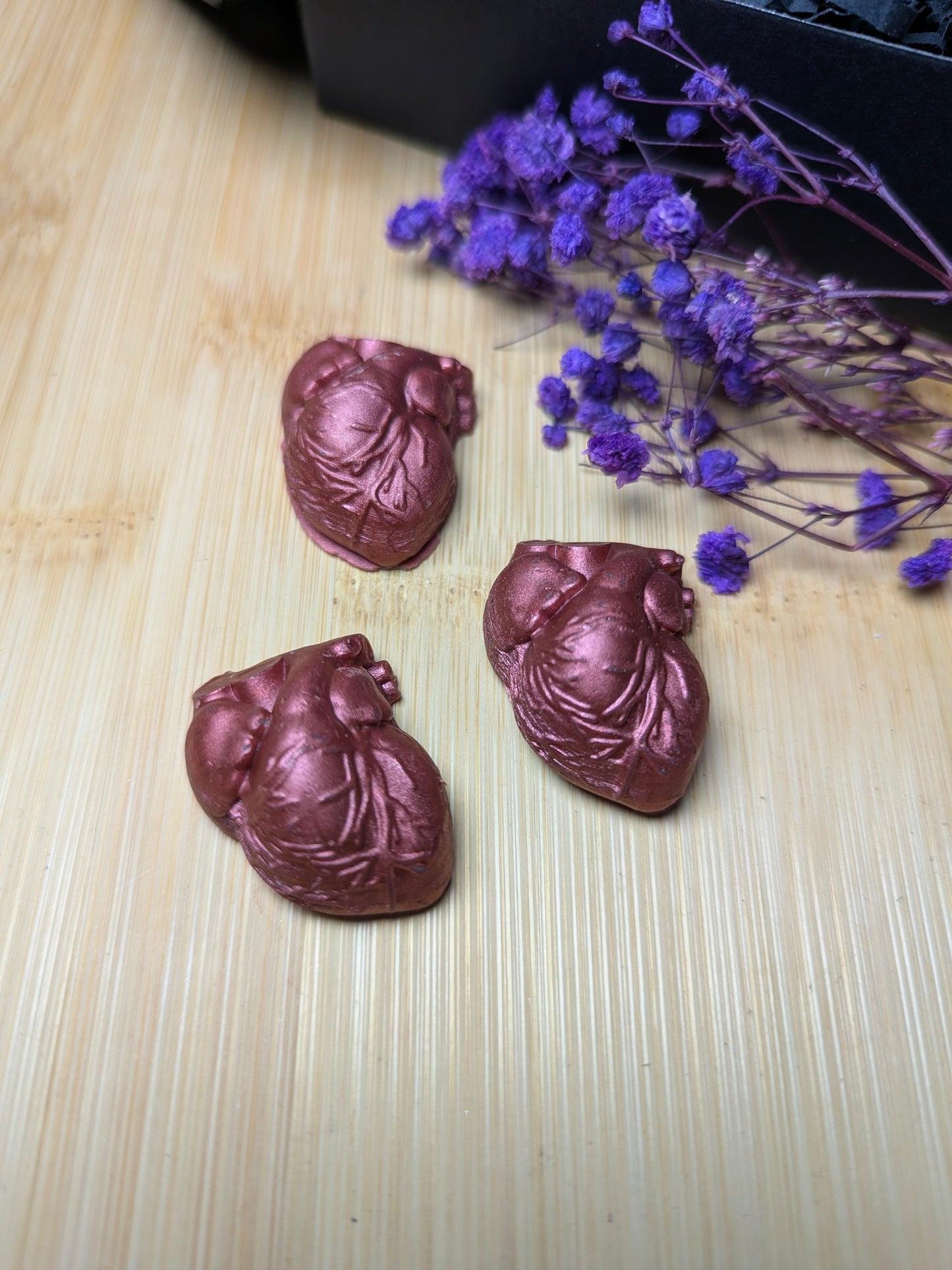 Sacrificial Heart Wax Melt Set – Bergamot Rose & Oud Gothic Anatomical Heart Wax Melts for Aromatic Home Fragrance